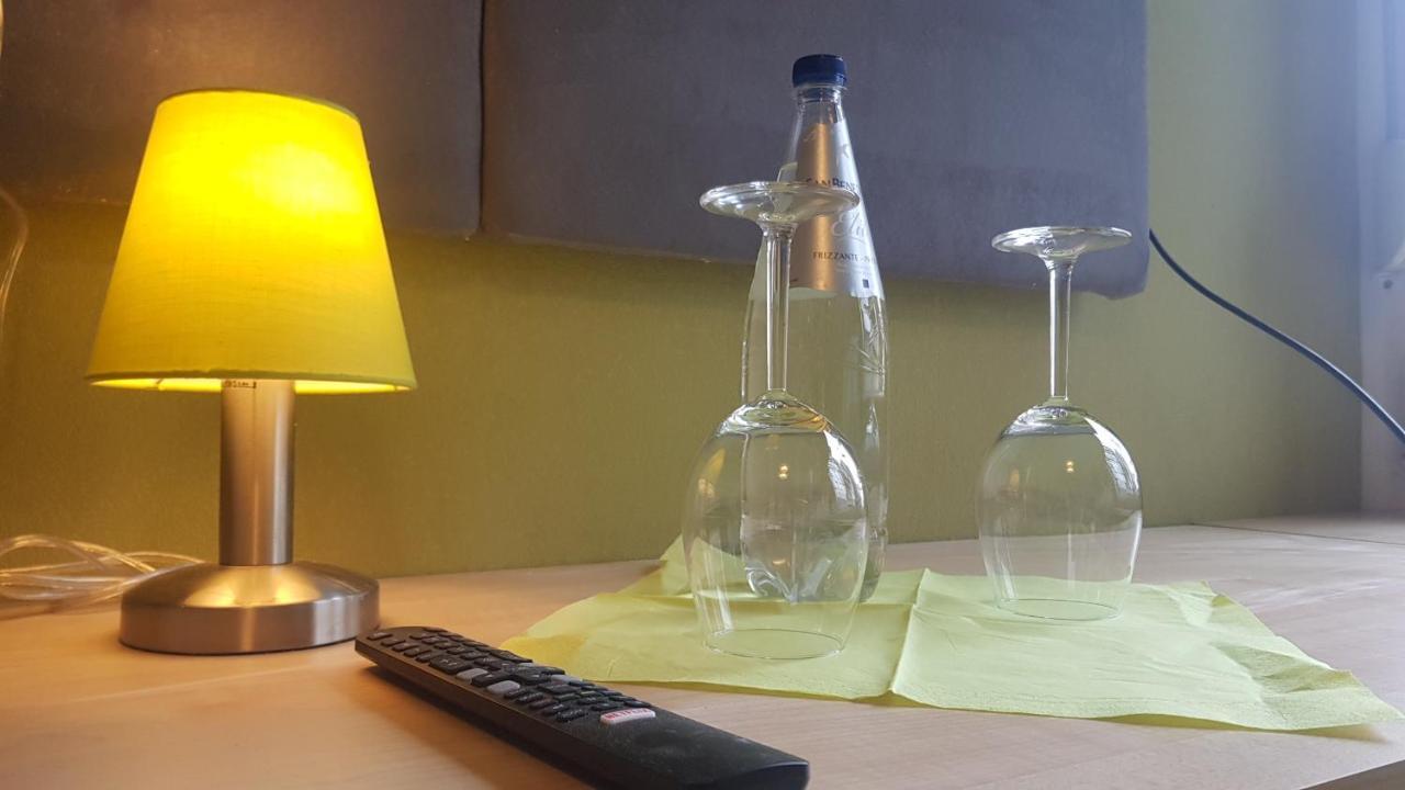 Modern Hoteliving Gießen Kültér fotó